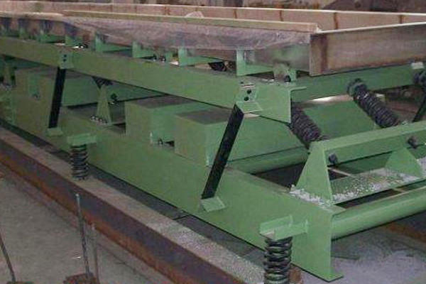 長距離振動輸送機(偏心振動輸送機 )的優勢特征